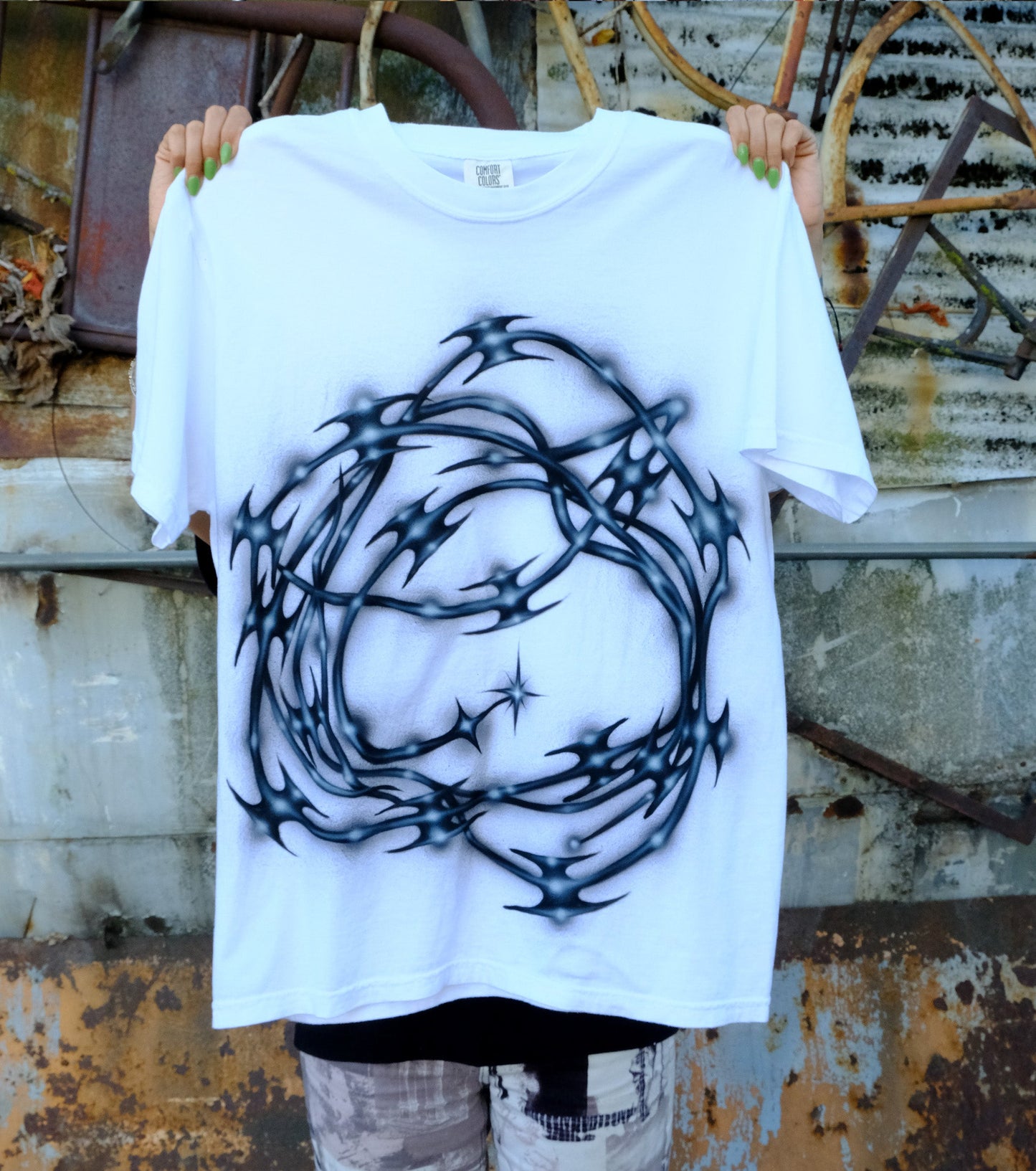 Razor Spiral Tee