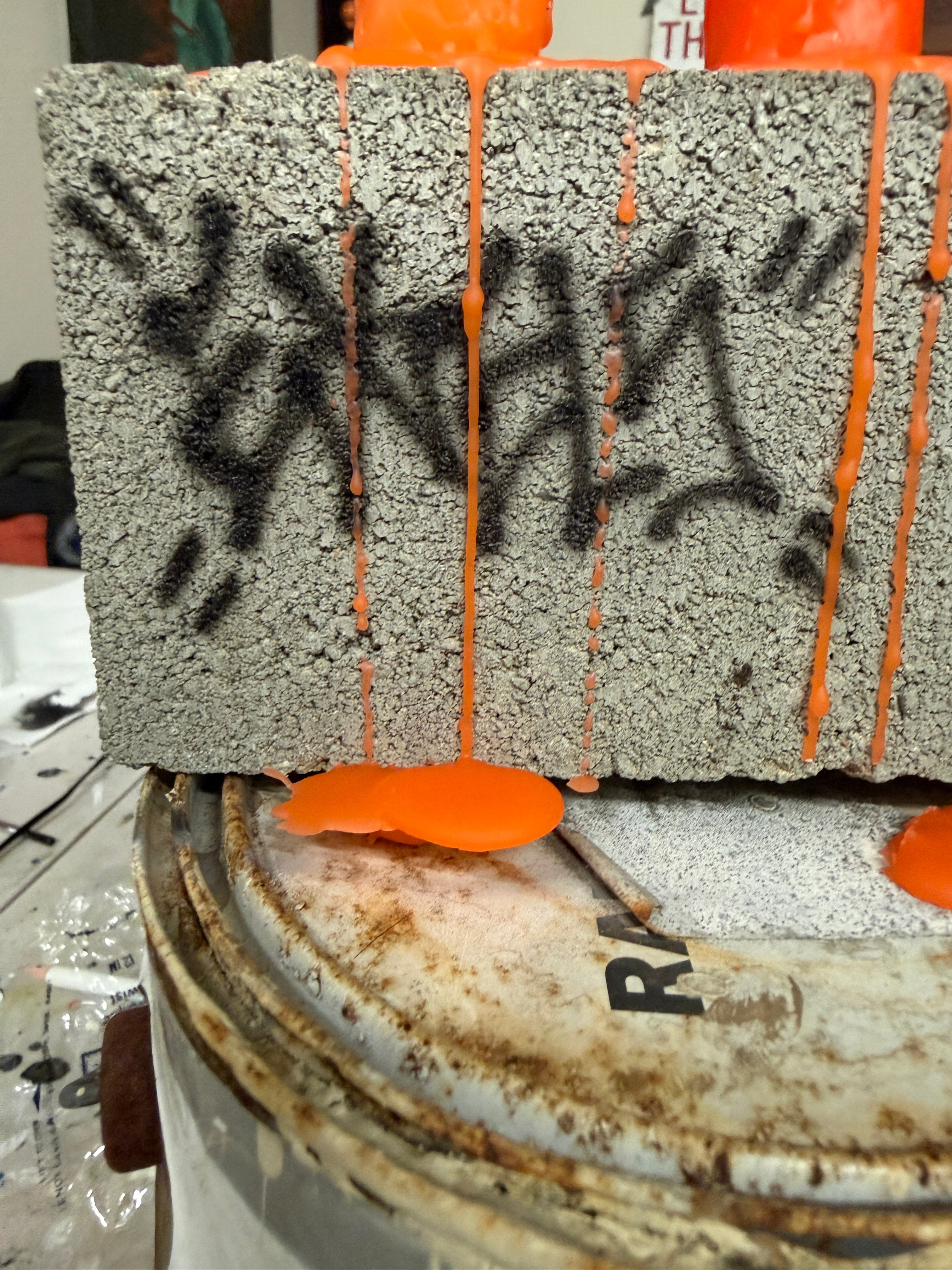 Airbrush Brick Candle "Exels"