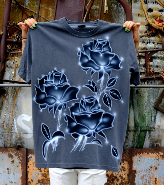 3 Roses Tee